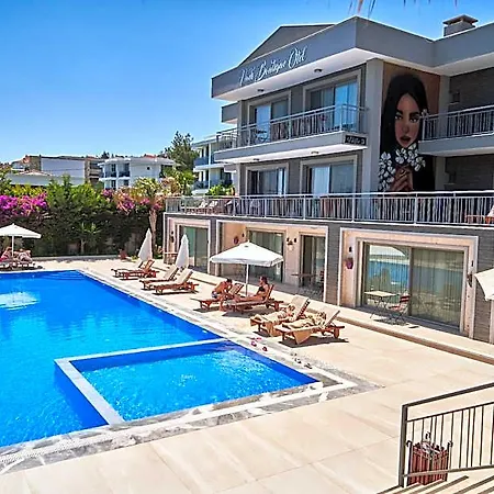 Vadi Boutique Çeşme
